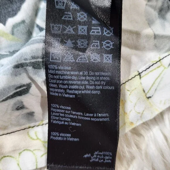 ALLSAINTS Soaring Short Sleeve Shirt Nature Praint | Size Large - Picture 8 of 15